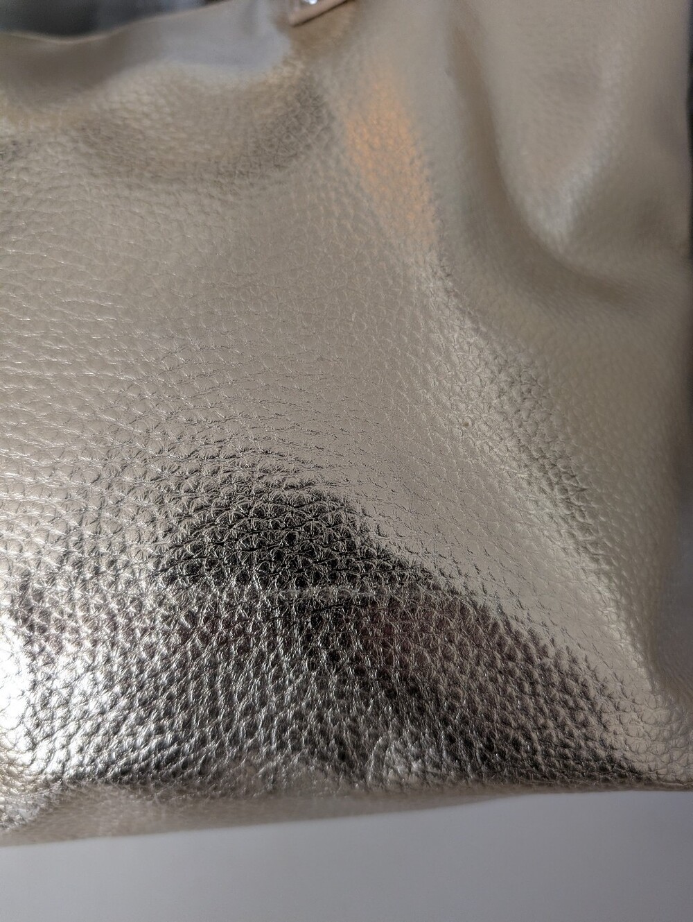 I. Chi Gold Tote - Picture 5 of 7
